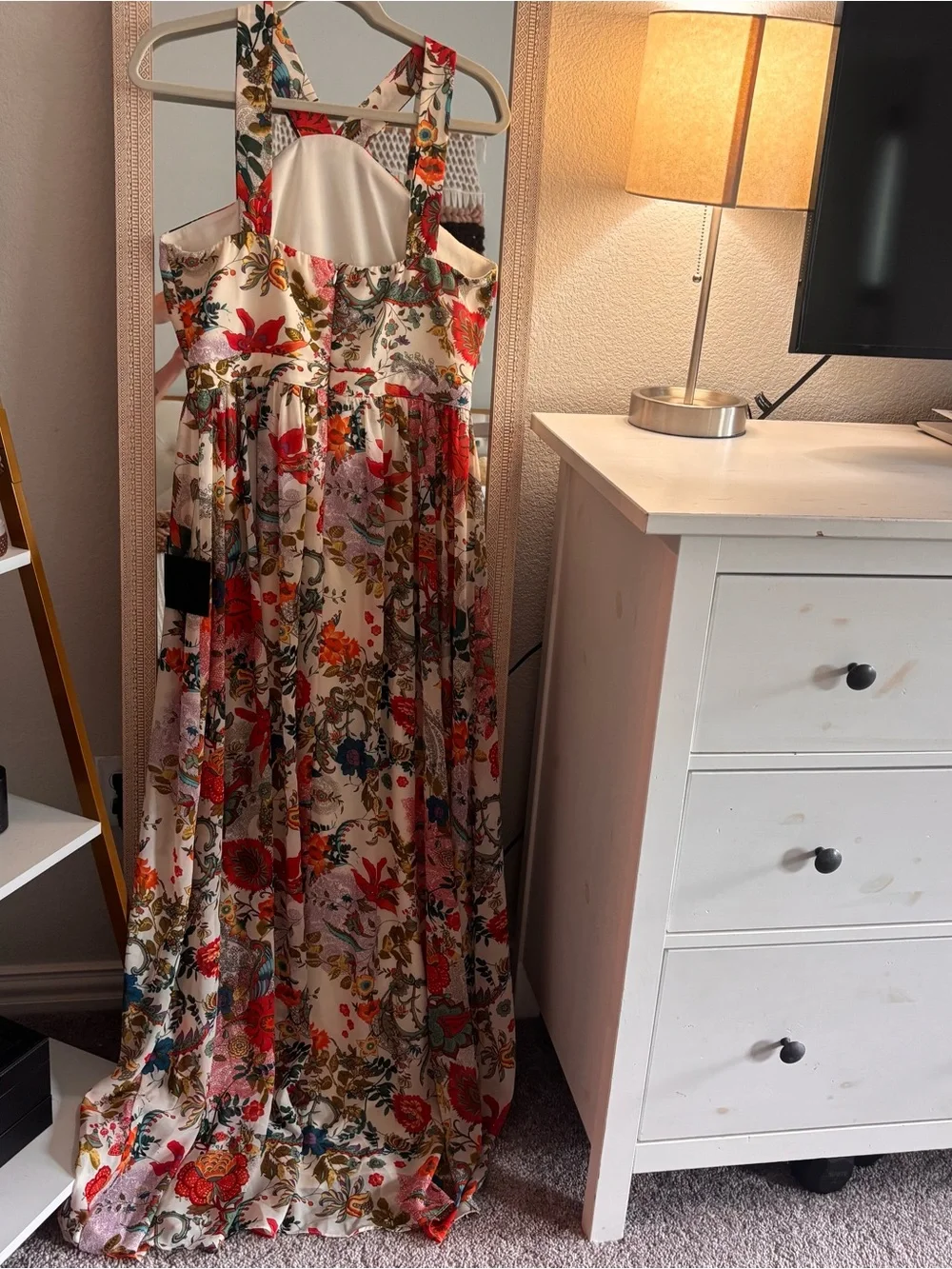 New! Lulu's Lilja Cream Floral Print Halter Maxi Dress Sz L - Picture 9 of 10